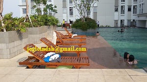 Kursi Santai Kolam Renang untuk Kolam Renang (Tower MBR) Apartemen Green Lake Sunter Jakarta Utara
