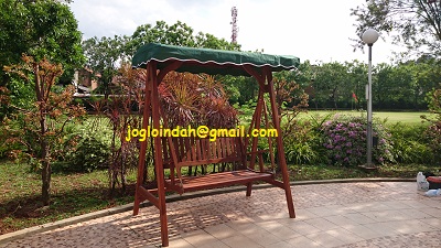 Ayunan Kayu Jati untuk Apartemen Gardenia Boulevard Pejaten Jakarta Selatan