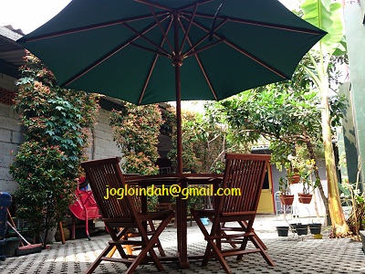 Pengiriman Meja Payung Taman ke Medan