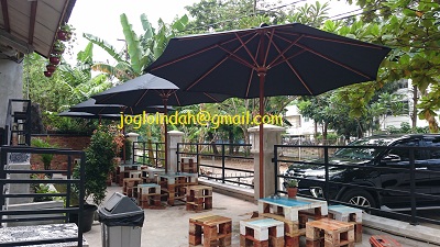Payung Taman untuk Kedai Kopi Kecil Pulo Mas Jakarta Timur