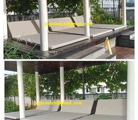 Matrass Busa Gazebo di area Kolam Renang Hotel Pullman Jakarta Indonesia